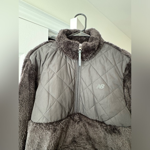 New Balance Fleece Jacket - Picture 2 of 4